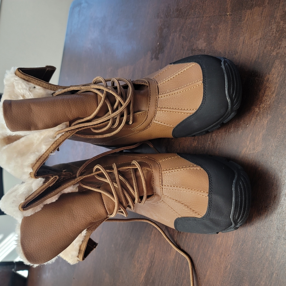 Tan and Black Winter Boots with Rugged Design